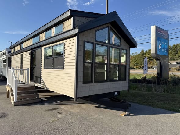 2025 Elevation 5-Series Park Model – Model 5-121 Rear Loft