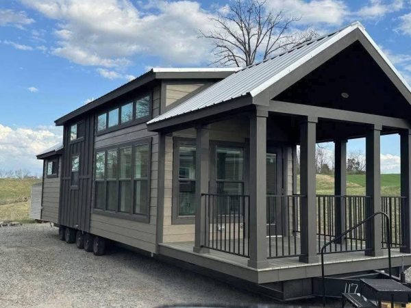 Clayton Coldwater Park Model